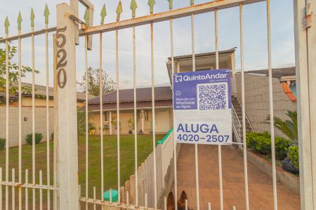 Casa para alugar com 30m², 1 quarto e 1 vaga Casa para alugar com 30m², 1 quarto e 1 vagaPlaca