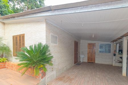 Casa para alugar com 30m², 1 quarto e 1 vaga Casa para alugar com 30m², 1 quarto e 1 vagaFachada