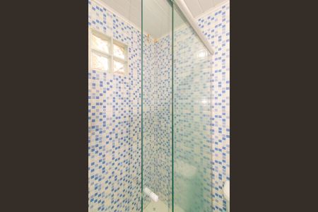 Casa para alugar com 30m², 1 quarto e 1 vaga Casa para alugar com 30m², 1 quarto e 1 vagaBanheiro