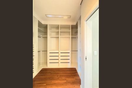 Casa de condomínio à venda com 314m², 3 quartos e 4 vagas Casa de condomínio à venda com 314m², 3 quartos e 4 vagasFoto 27