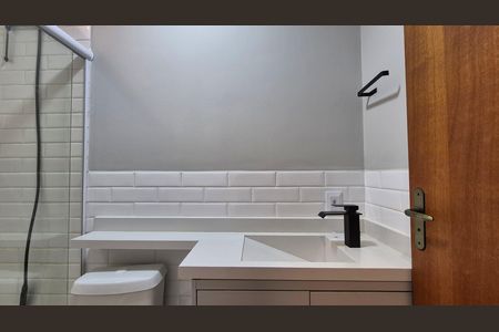 Apartamento para alugar com 116m², 2 quartos e 2 vagas Apartamento para alugar com 116m², 2 quartos e 2 vagasBanheiro