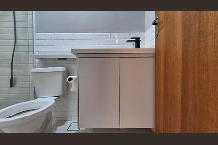 Apartamento para alugar com 116m², 2 quartos e 2 vagas Apartamento para alugar com 116m², 2 quartos e 2 vagasBanheiro