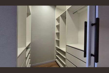Apartamento para alugar com 116m², 2 quartos e 2 vagas Apartamento para alugar com 116m², 2 quartos e 2 vagasQuarto