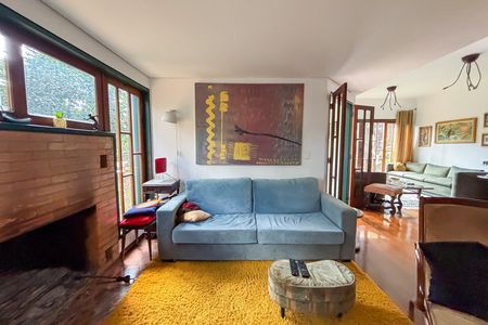 Casa à venda com 4 quartos, 455m² em Sumaré, São Paulo