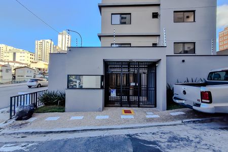 Studio para alugar com 24m², 1 quarto e sem vaga Studio para alugar com 24m², 1 quarto e sem vagaFachada com Plaquinha