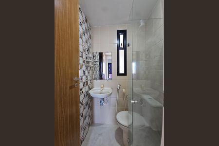 Apartamento para alugar com 55m², 2 quartos e 1 vagaBanheiro Corredor