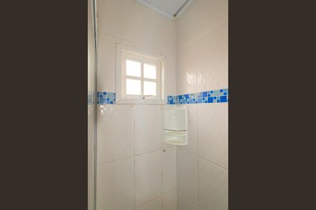 Casa para alugar com 30m², 2 quartos e 1 vaga Casa para alugar com 30m², 2 quartos e 1 vagaBanheiro