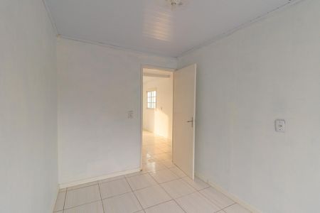 Casa para alugar com 30m², 2 quartos e 1 vaga Casa para alugar com 30m², 2 quartos e 1 vagaQuarto 1