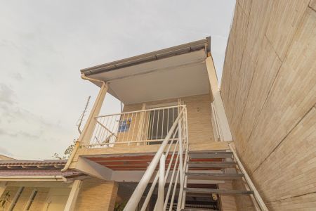 Casa para alugar com 30m², 2 quartos e 1 vaga Casa para alugar com 30m², 2 quartos e 1 vagaFachada