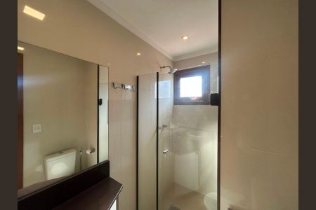Casa de condomínio à venda com 117m², 3 quartos e 1 vaga Casa de condomínio à venda com 117m², 3 quartos e 1 vagaBanheiro da Suíte