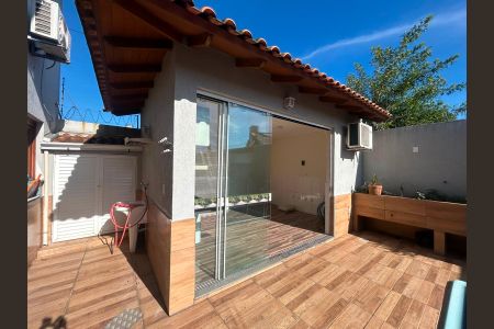 Casa de condomínio à venda com 117m², 3 quartos e 1 vaga Casa de condomínio à venda com 117m², 3 quartos e 1 vagaLavanderia