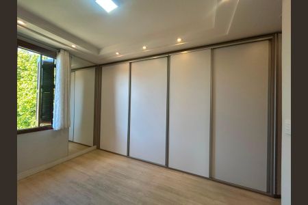 Casa de condomínio à venda com 117m², 3 quartos e 1 vaga Casa de condomínio à venda com 117m², 3 quartos e 1 vagaSuite