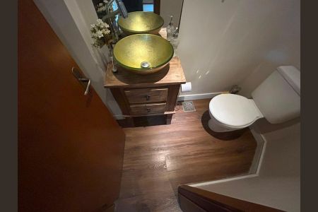 Casa de condomínio à venda com 117m², 3 quartos e 1 vaga Casa de condomínio à venda com 117m², 3 quartos e 1 vagaLavabo
