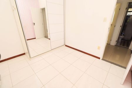 Casa de condomínio para alugar com 300m², 3 quartos e 2 vagas