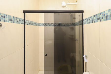 Casa de condomínio para alugar com 300m², 3 quartos e 2 vagas