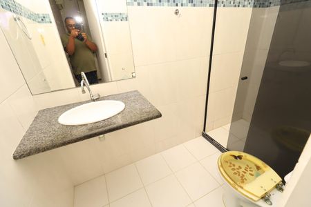 Casa de condomínio para alugar com 300m², 3 quartos e 2 vagas