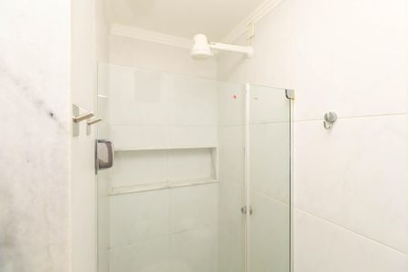 Casa de condomínio para alugar com 300m², 3 quartos e 2 vagas