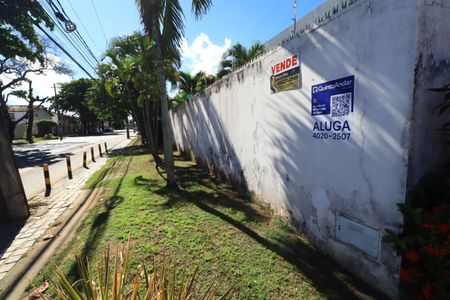 Casa de condomínio para alugar com 300m², 3 quartos e 2 vagas