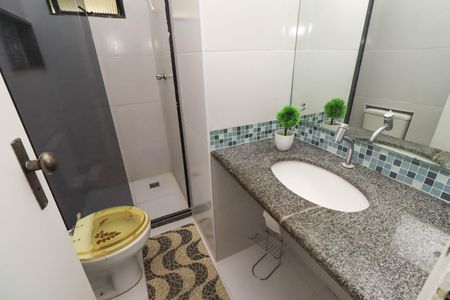 Casa de condomínio para alugar com 300m², 3 quartos e 2 vagas