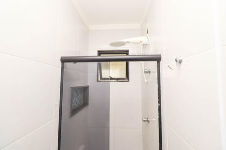 Casa de condomínio para alugar com 300m², 3 quartos e 2 vagas