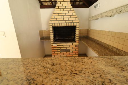 Casa de condomínio para alugar com 300m², 3 quartos e 2 vagas