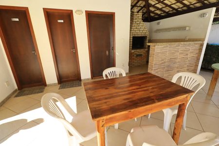 Casa de condomínio para alugar com 300m², 3 quartos e 2 vagas