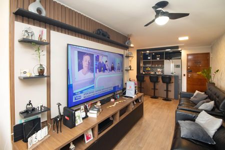 Sala  de apartamento à venda com 2 quartos, 78m² em Vila Leonor, São Paulo