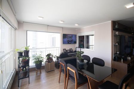 Apartamento à venda com 78m², 2 quartos e 2 vagasVaranda 