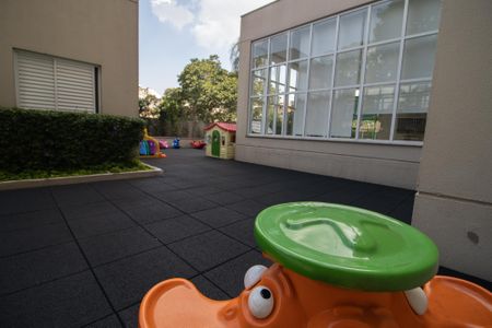 Apartamento à venda com 78m², 2 quartos e 2 vagasÁrea comum - Playground