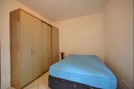 Suíte de apartamento para alugar com 1 quarto, 44m² em Armação, Florianópolis
