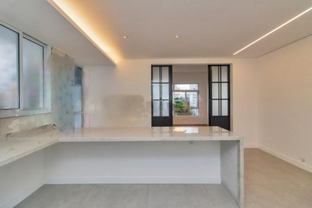 Apartamento à venda com 239m², 3 quartos e 1 vaga