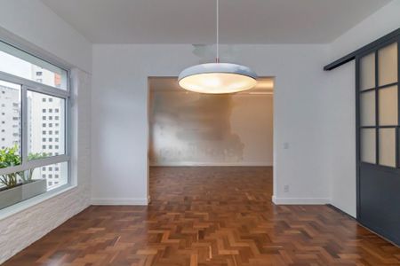 Apartamento à venda com 239m², 3 quartos e 1 vaga