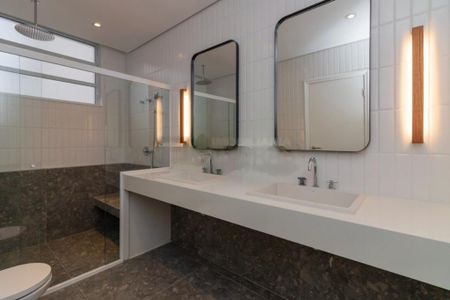 Apartamento à venda com 239m², 3 quartos e 1 vaga