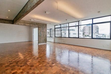 Apartamento à venda com 239m², 3 quartos e 1 vaga