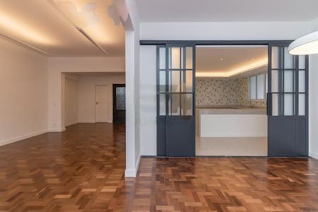 Apartamento à venda com 239m², 3 quartos e 1 vaga