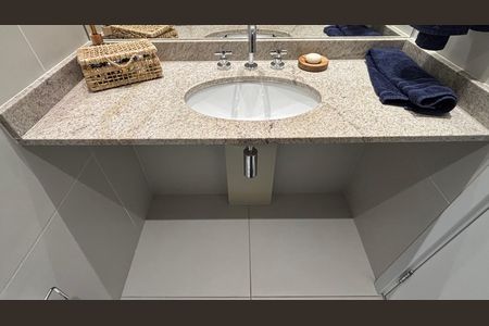 Apartamento para alugar com 25m², 1 quarto e sem vaga Apartamento para alugar com 25m², 1 quarto e sem vagaBanheiro