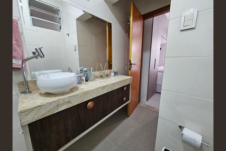 Apartamento para alugar com 46m², 1 quarto e sem vagaBanheiro da suíte 