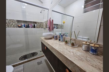Apartamento para alugar com 46m², 1 quarto e sem vagaBanheiro da suíte 