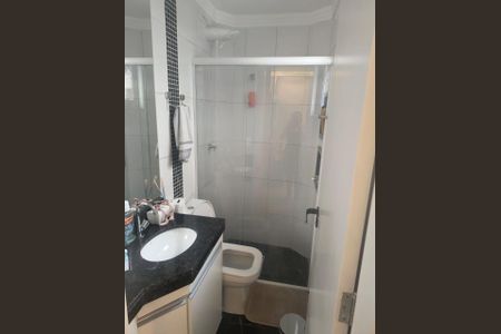 Foto 06 de apartamento à venda com 2 quartos, 45m² em Vila Scarpelli, Santo André