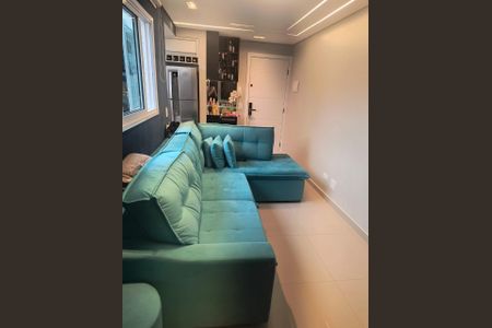 Foto 03 de apartamento à venda com 2 quartos, 45m² em Vila Scarpelli, Santo André