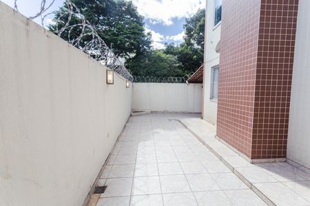 Apartamento à venda com 224m², 4 quartos e 2 vagas Apartamento à venda com 224m², 4 quartos e 2 vagasÁrea Privativa