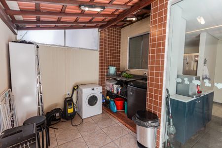 Apartamento à venda com 224m², 4 quartos e 2 vagas Apartamento à venda com 224m², 4 quartos e 2 vagasÁrea de Serviço