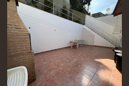 Casa à venda com 405m², 6 quartos e 3 vagas Casa à venda com 405m², 6 quartos e 3 vagasChurrasqueira