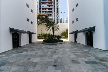 Apartamento à venda com 290m², 4 quartos e 3 vagas Apartamento à venda com 290m², 4 quartos e 3 vagasÁrea comum