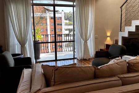 Sala de apartamento para alugar com 4 quartos, 290m² em Real Parque, São Paulo