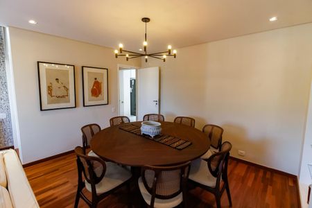 Sala 1 de apartamento para alugar com 4 quartos, 290m² em Real Parque, São Paulo