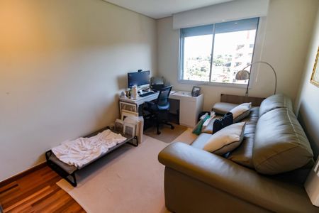 Apartamento à venda com 290m², 4 quartos e 3 vagas Apartamento à venda com 290m², 4 quartos e 3 vagasQuarto 1