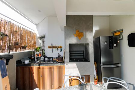 Apartamento à venda com 290m², 4 quartos e 3 vagas Apartamento à venda com 290m², 4 quartos e 3 vagasDetalhe - Área gourmet (churrasqueira)