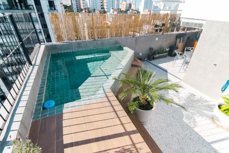 Apartamento à venda com 290m², 4 quartos e 3 vagas Apartamento à venda com 290m², 4 quartos e 3 vagasPiscina Coberta