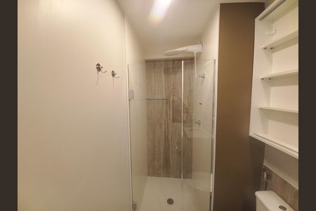 Studio à venda com 27m², 1 quarto e sem vaga Studio à venda com 27m², 1 quarto e sem vagaBanheiro